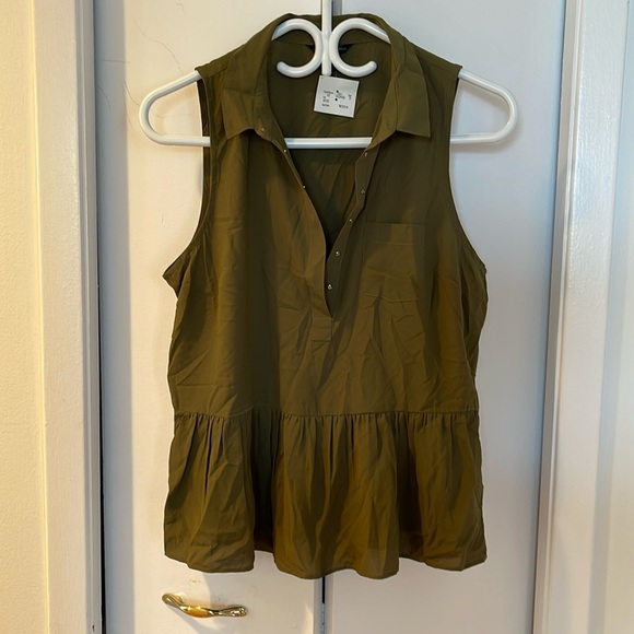 BNWT American Eagle, sleeveless sheer top. M - Picture 1 of 3